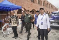 Kasdam IV/Diponegoro saat meresmikan revitalisasi Benteng Fort Willem I.