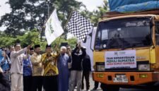 Pemberangkatan Truk Kemanusiaan Peduli Sumatera Jilid 2 dari Masjid Ukhuwah Islamiyah Ungaran.