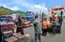 Personil TNI menghimpun bantuan untuk segera dikirim dan disalurkan ke Aceh serta Sumatera.