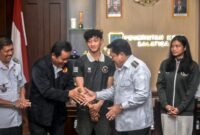 Wali Kota Salatiga menerima audiensi atlet-atlet SEA Games 2025 dan PON XXII 2024.