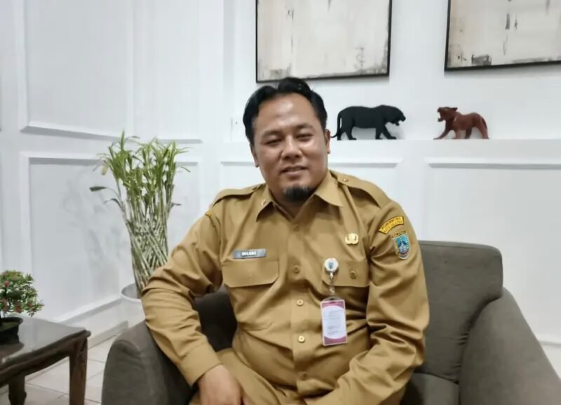 Syahdani Onang Prastowo Kepala DPUPR Kota Salatiga menjelaskan dalam wawancara.