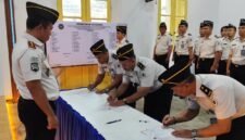 Penandatanganan Komitmen Bersama dan Pakta Integritas antara Kepala Rutan Salatiga bersama seluruh jajaran petugas.