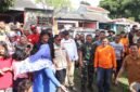 Dandim 0714/Salatiga mendampingi Gubernur Jateng cek dampak longsor di Ungaran Timur.