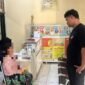Tersangka perempuan SJ (34) berhasil diamankan petugas kepolisian dalam tindak pidana pencurian.