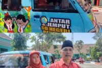 Mobil antar jemput SD Negeri Bener 01 hasil patungan para guru.