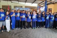 Kader dan simpatisan DPC Partai Demokrat Kabupaten Semarang dalam kegiatan Langit Biru Indonesia Asri.