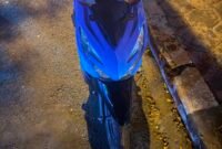 Sepeda motor Honda Beat dalam kecelakaan tunggal yang mengakibatkan korban meninggal dunia.